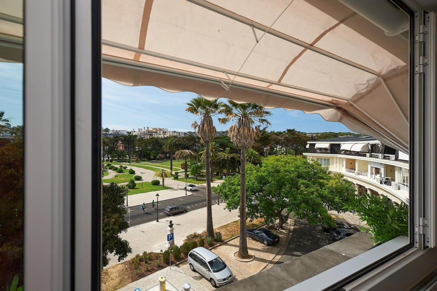 Sea View 2 Mins Walk To Beach And Estoril Casino Exterior foto